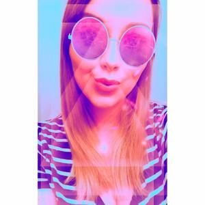 Meet your Posher, Kira