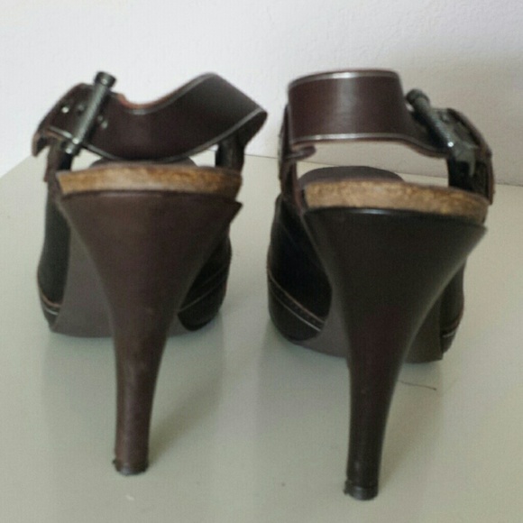s-l400.jpg PEDRO GARCIA Brown Slingback Heels