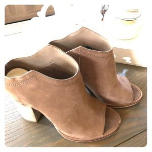 Dolce Vita Nao Bootie Size 6.5
