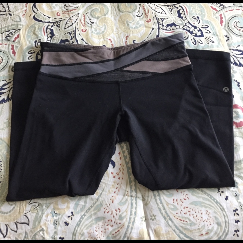 Lululemon Wunder Under Cropped Leggings