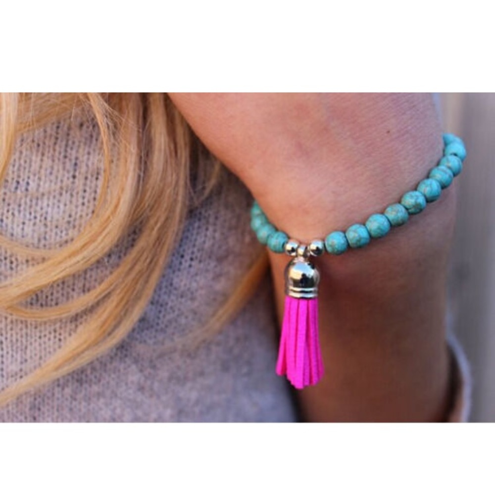 5 for $25 • Tassel & Turquoise Pearl Bracelet