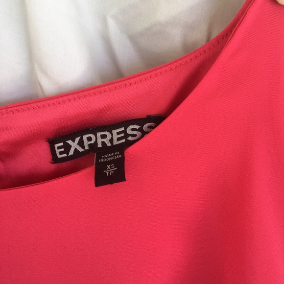 Express Peplum Top - Picture 2 of 4