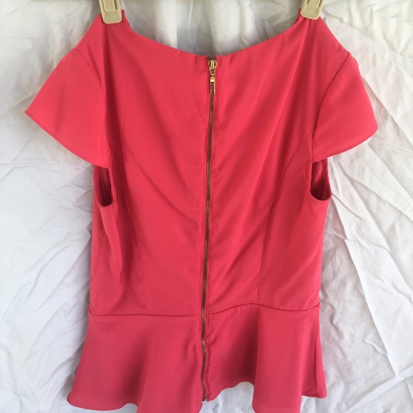 Express Peplum Top - Picture 3 of 4