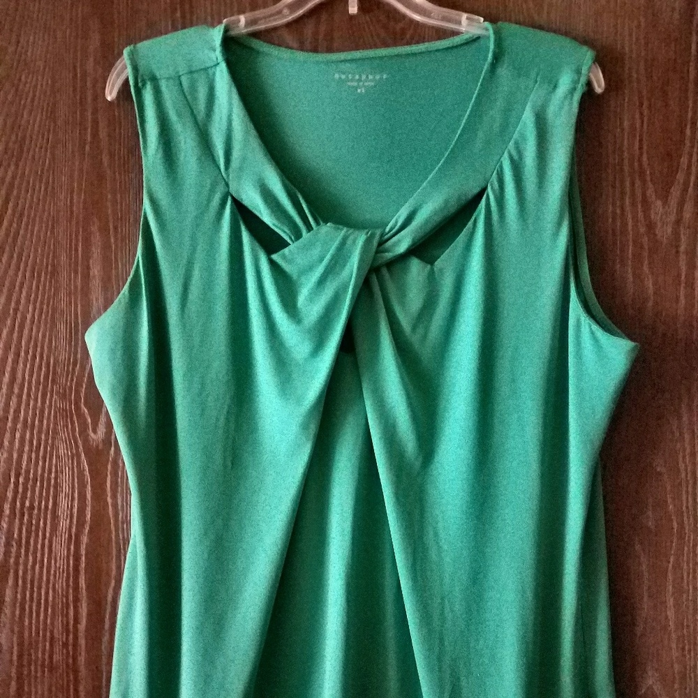 Pretty, bright green, silky feeling tank top
