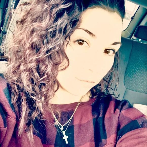 Meet your Posher, Tracey - Picture 1 of 1