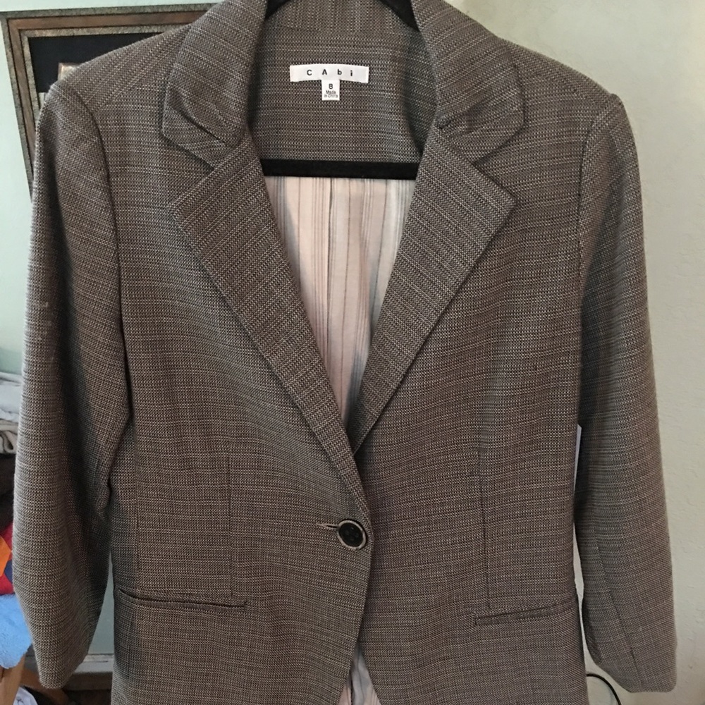 SOLD CAbi size 8 crop tweed jacket