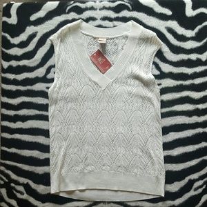 BNWT White No Boundaries Sweater Vest