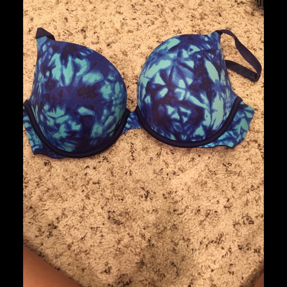 Victoria's Secret bra