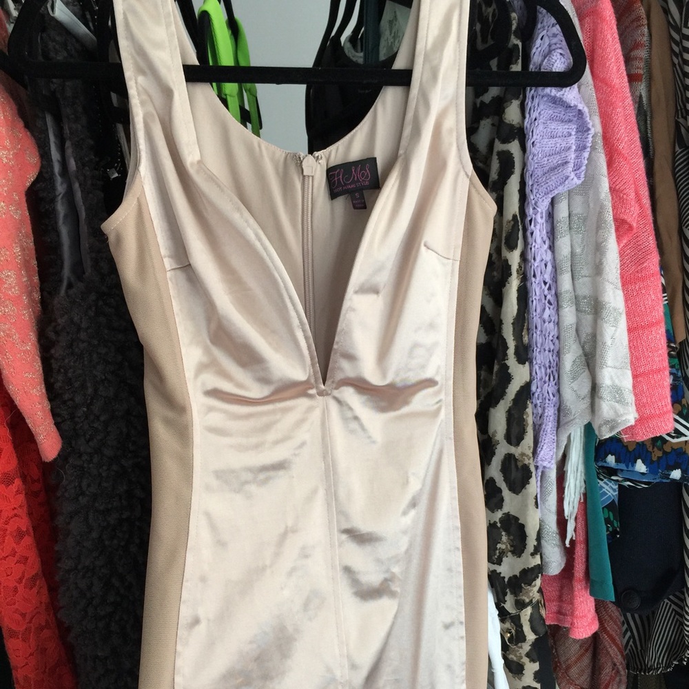 Champagne dresss