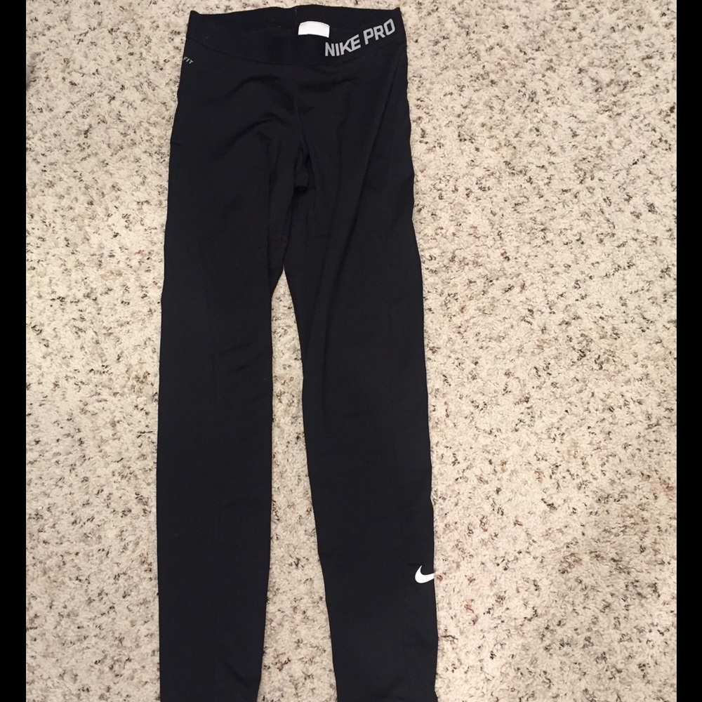 Nike Pro leggings
