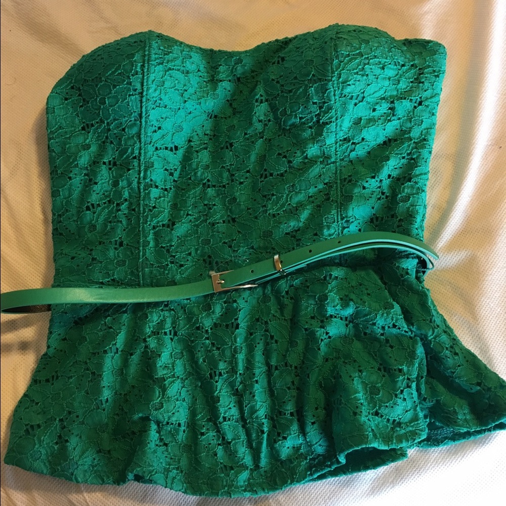 NWT Peplum Sweetheart Top