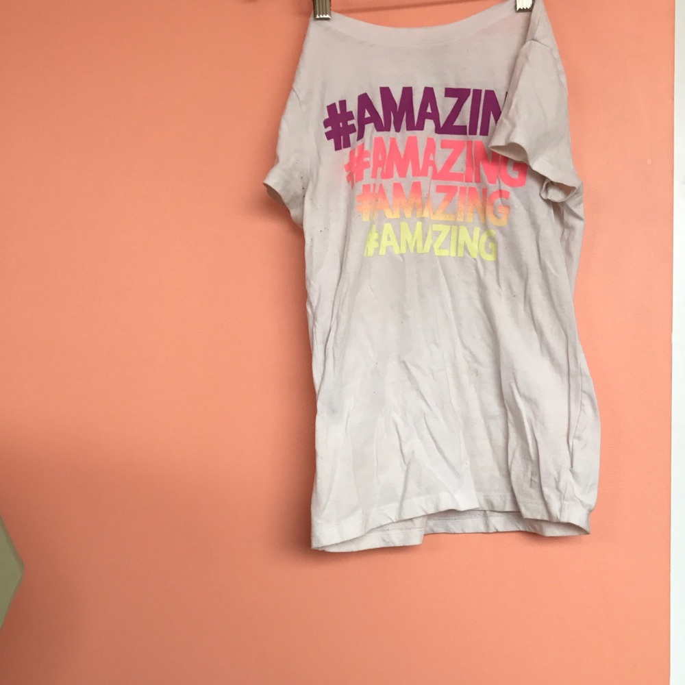 #anazing graphic tee