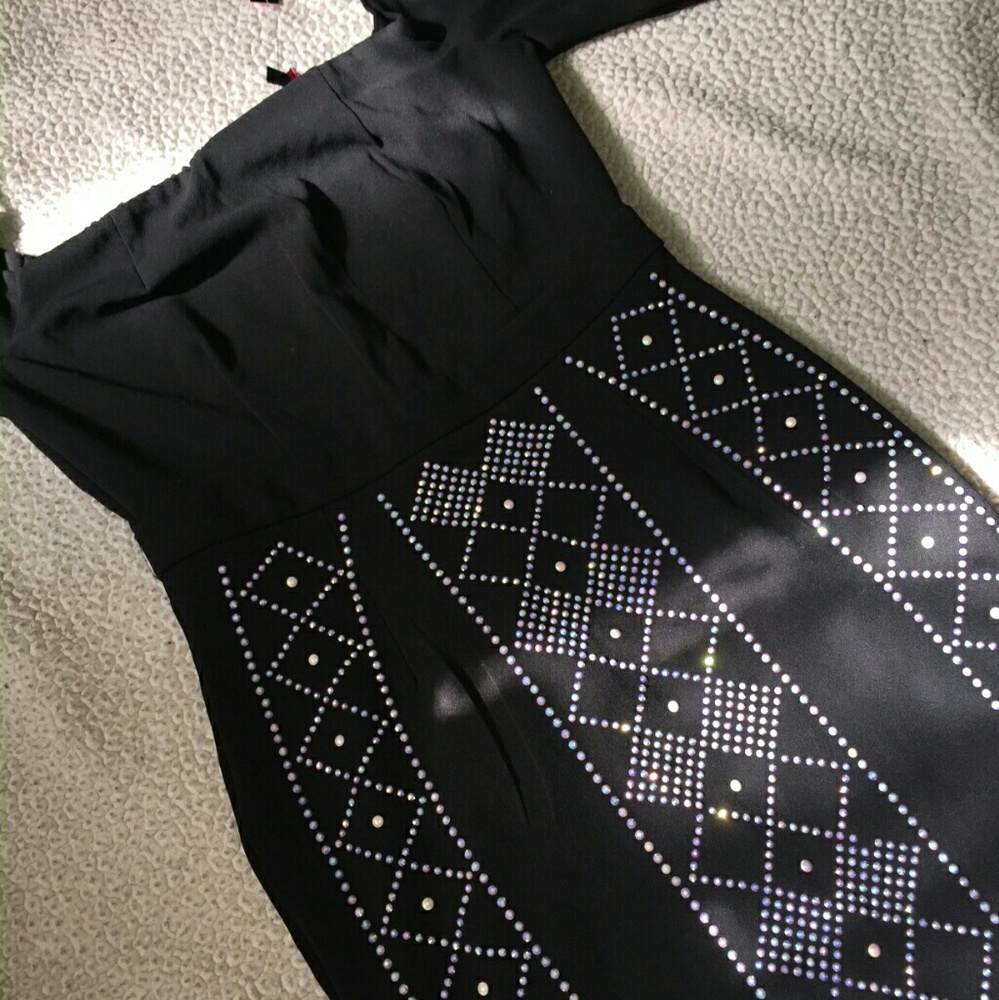 💕😍MAKE AN OFFER! 💎NWT DIAMOND DRESS💎 - Picture 1 of 4