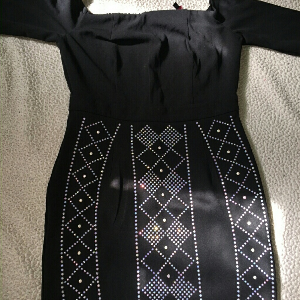 💕😍MAKE AN OFFER! 💎NWT DIAMOND DRESS💎 - Picture 3 of 4
