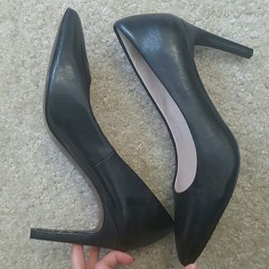 Cole Haan Grand OS black pumps