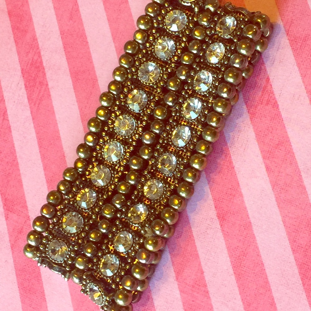 stretch gold boutique bracelet