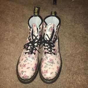Doc martens dr. Martens floral boots