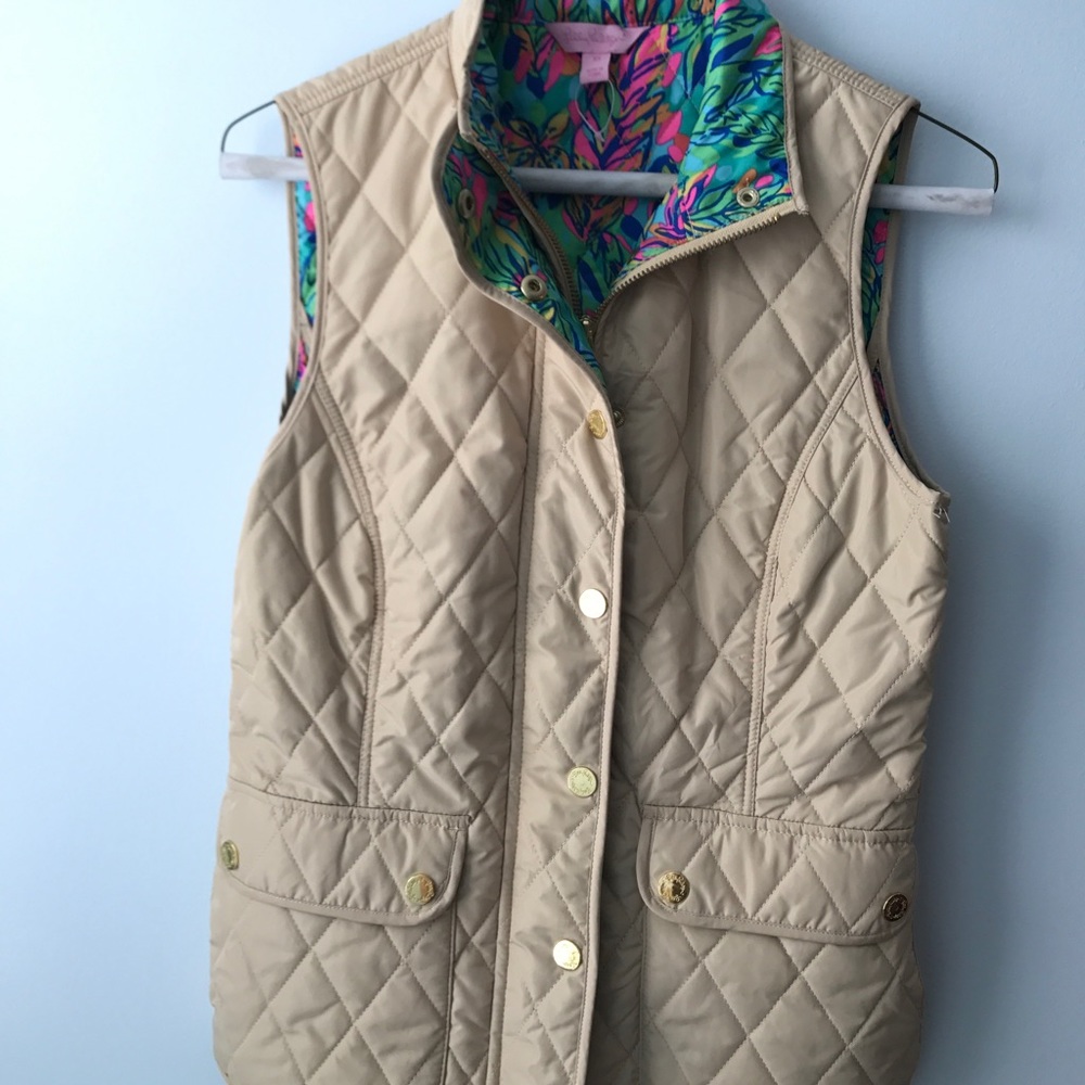 very cute lilly pulitzer vest!