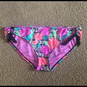 Tahiti Floral Tie Bikini Bottom Sz. L