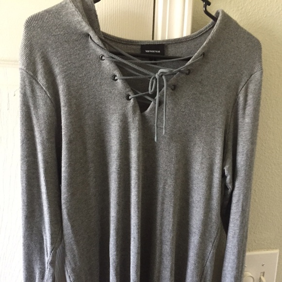 Lace up target shirt - Picture 1 of 2