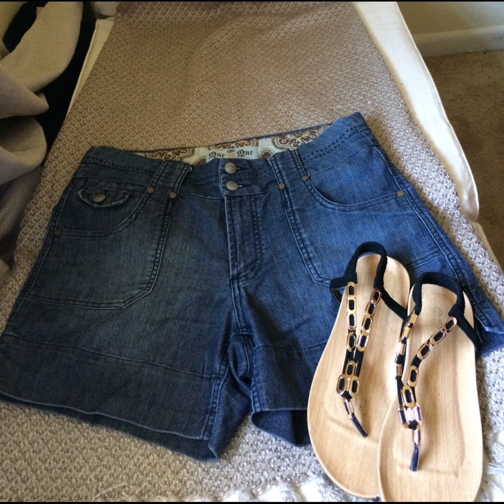 Awesome denim shorts!