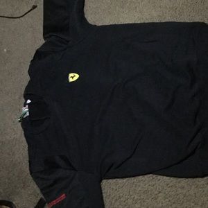 Selling a pumas crewneck good condition