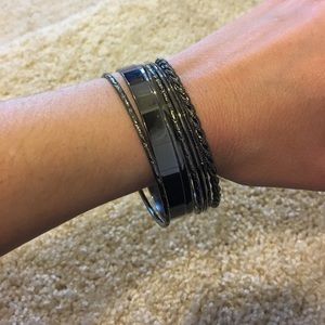Set of 7 dark grey/black bangles Set of 7 dark grey/black bangles