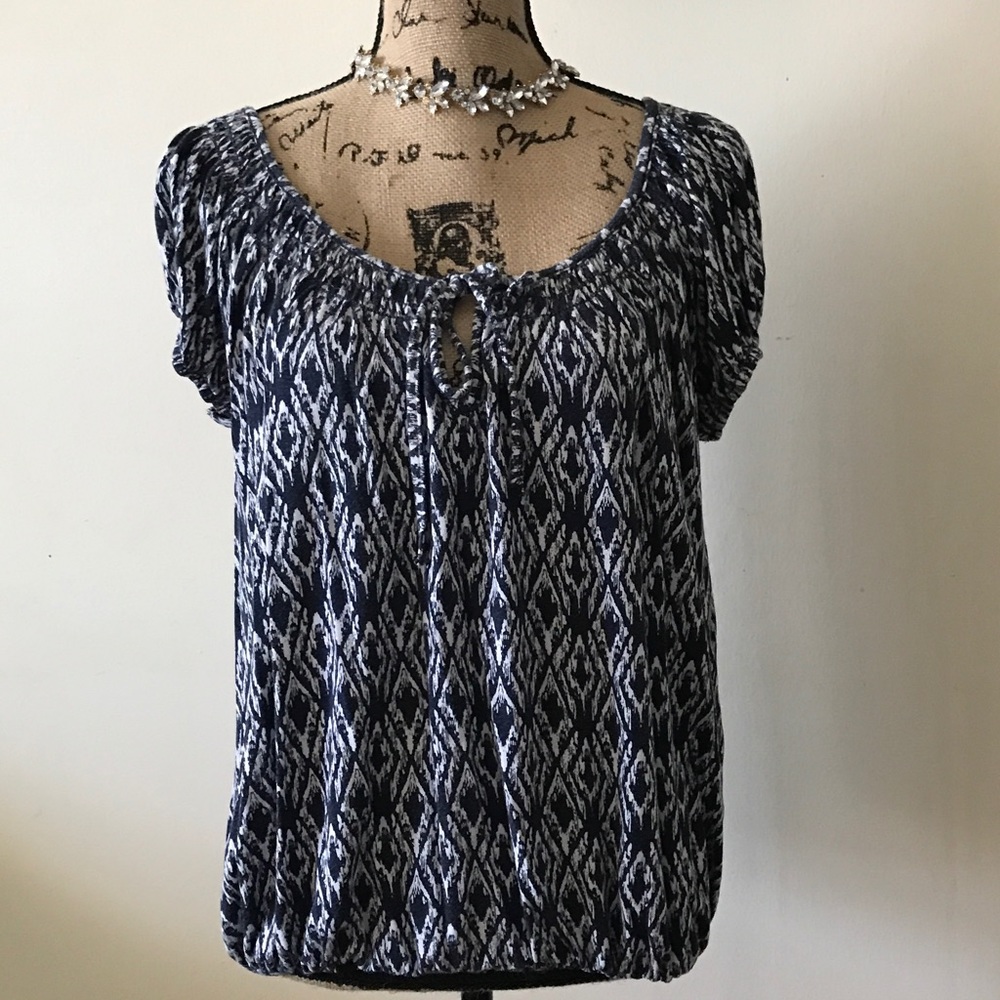 Max Studio Blue White Top Key Hole Short Sleeve