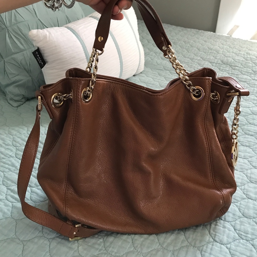 Michaels Kors crossbody
