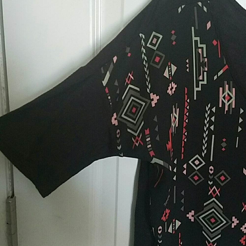 Top - Picture 3 of 4