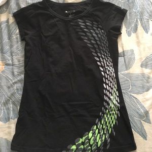 Short sleeve work out shirt