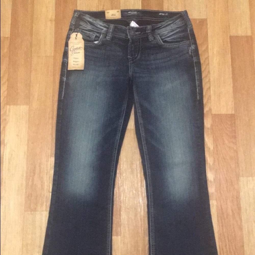 Silver Jeans Aiko Style