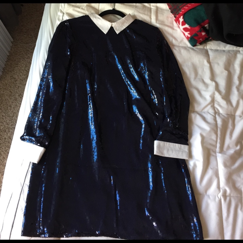 Long sleeve blue sequin dress with white collar