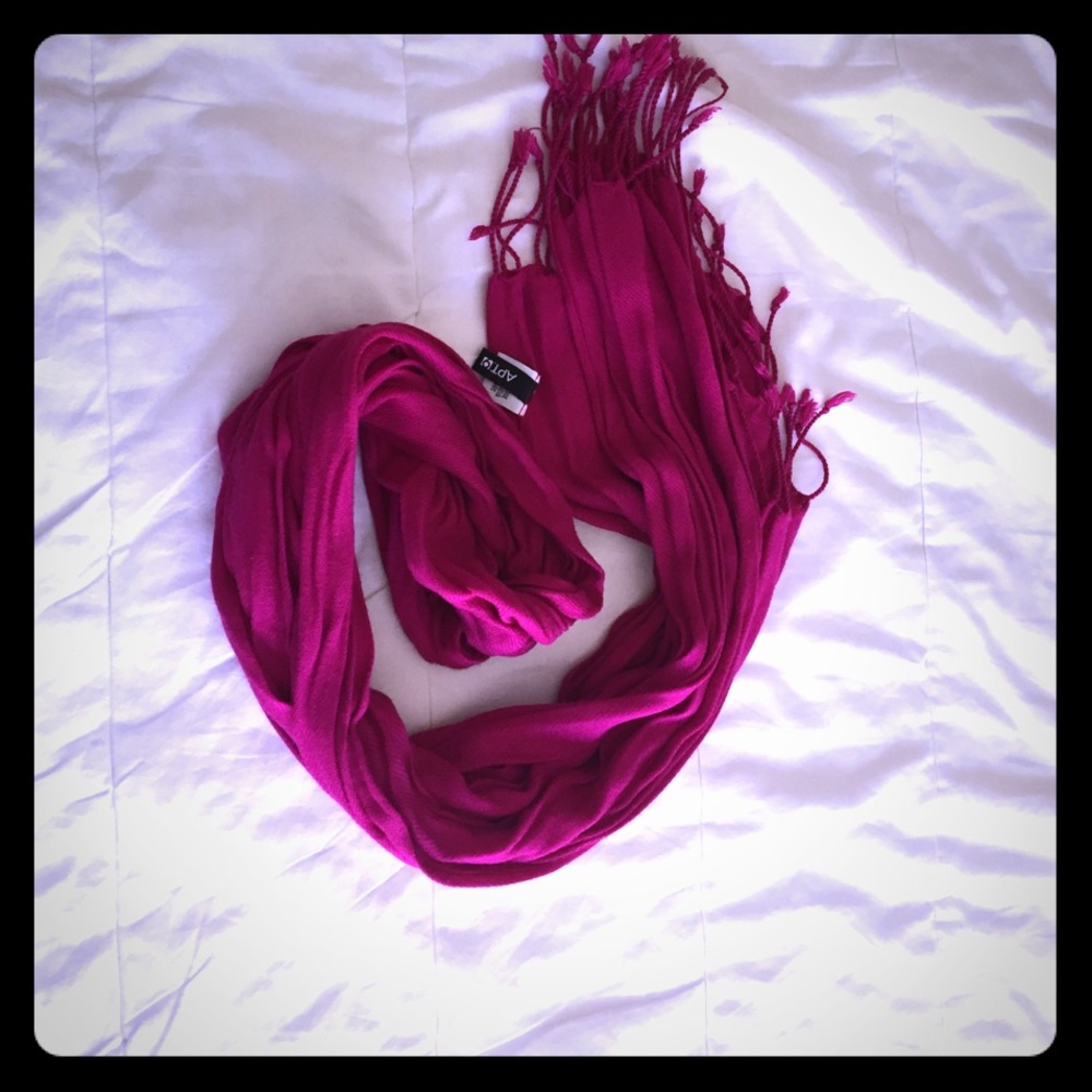 Pinkish purple scarf