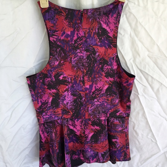 Express sleeveless Peplum top XS - Picture 3 of 3