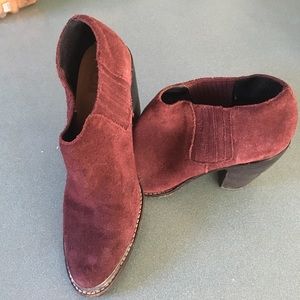 Maroon suede dolce vita booties