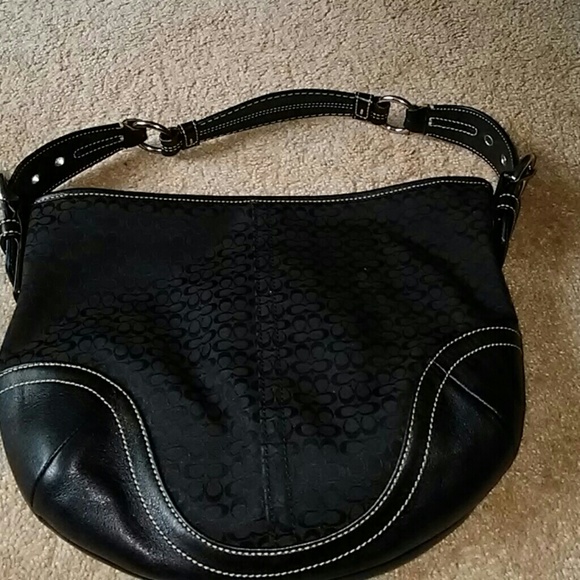 Coach purse - Picture 1 of 2