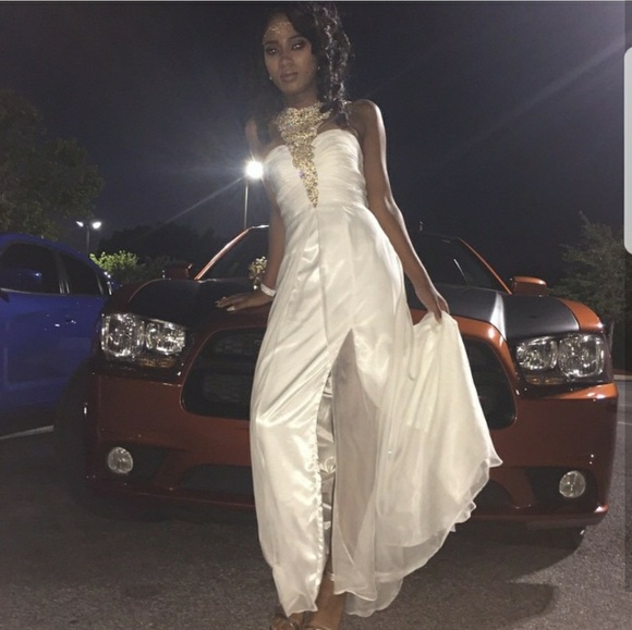 Prim dress