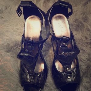 Sarah Jayne snack skin patent leather heels