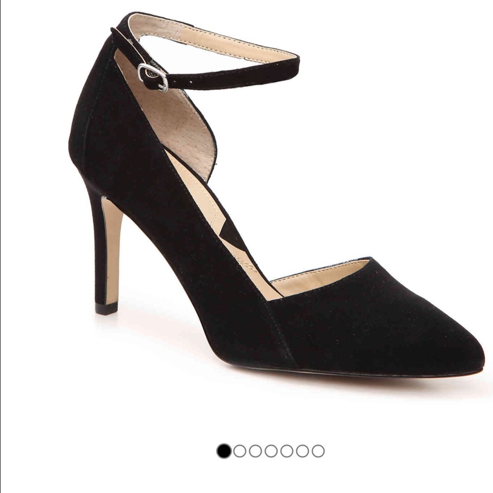 Adrienne Vittadini Nili pump