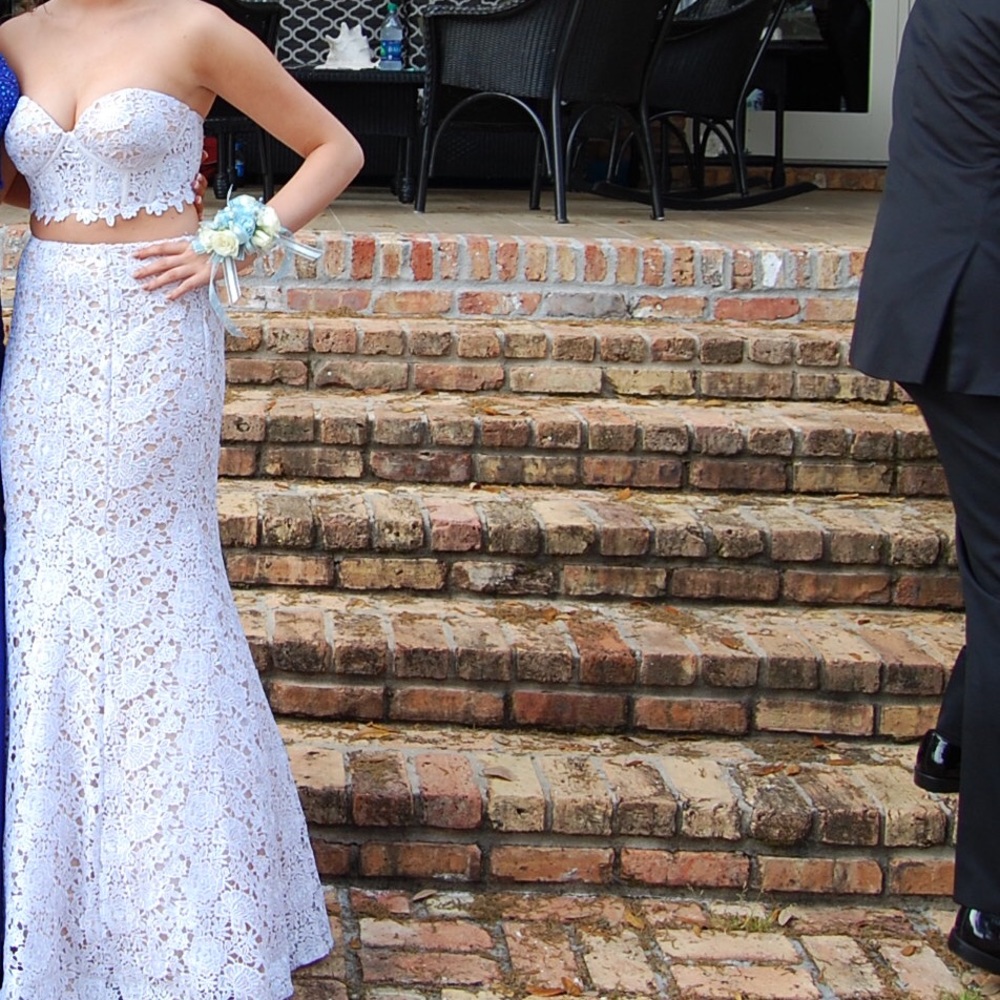Prom Dress - Picture 6 of 8