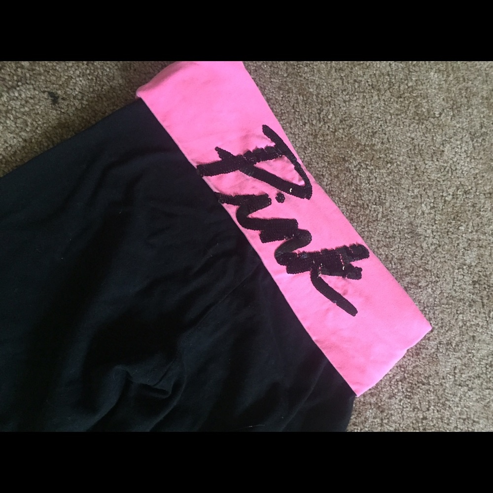 VICTORIA'S SECRET BLACK LEGGINGS