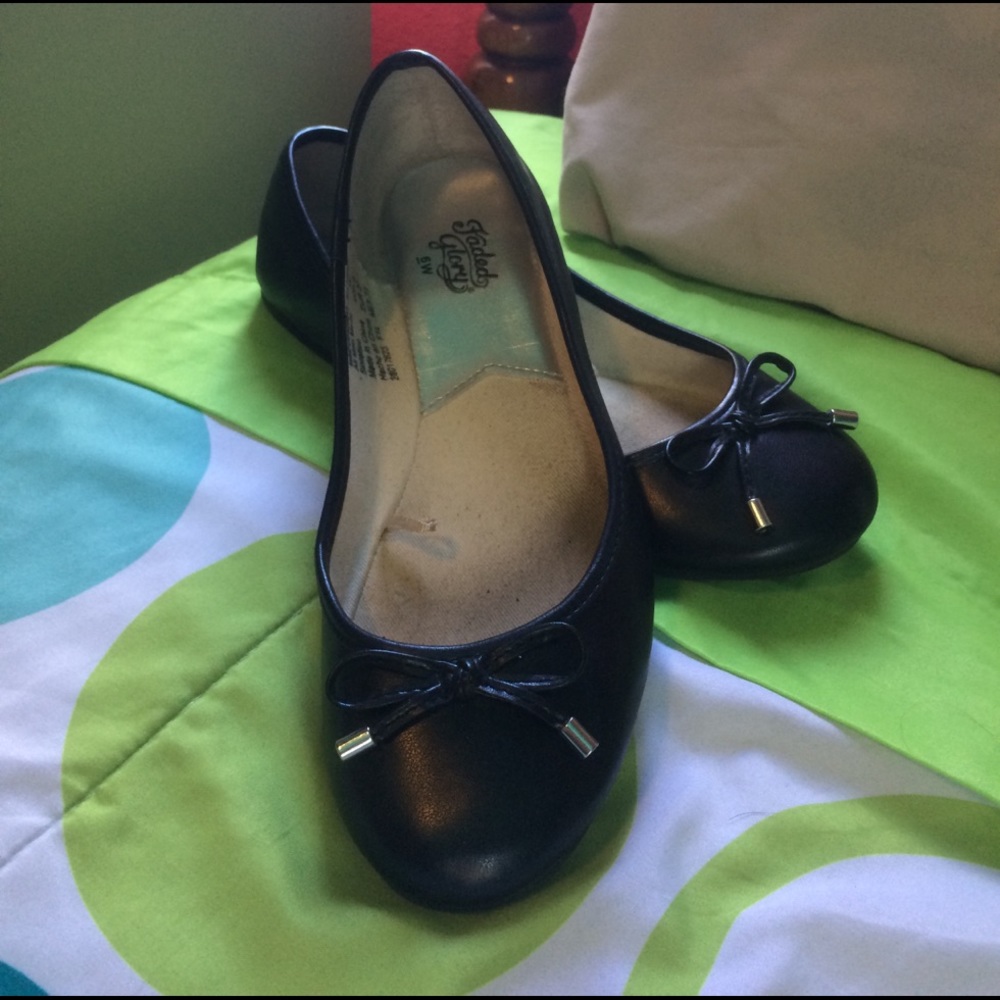 Black flats