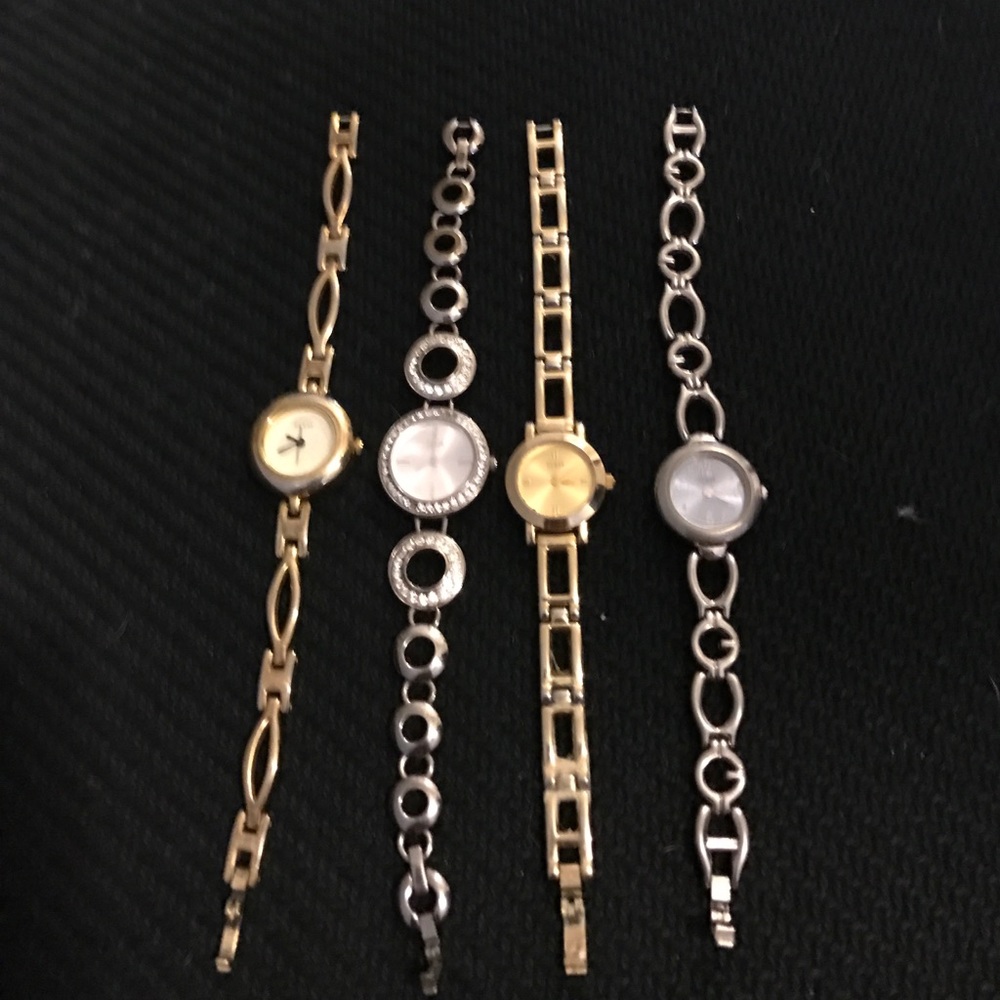 Lot of guess watches