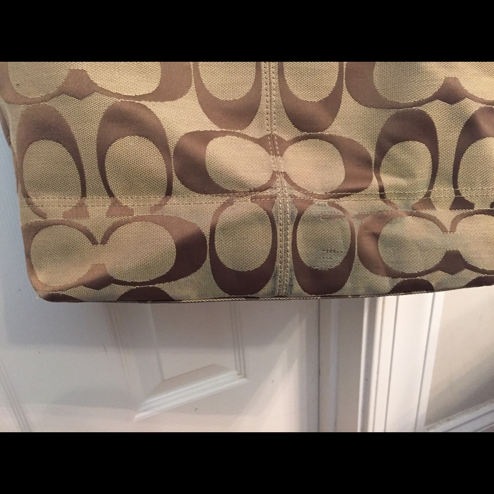 Authentic Coach Handbag - Picture 3 of 5