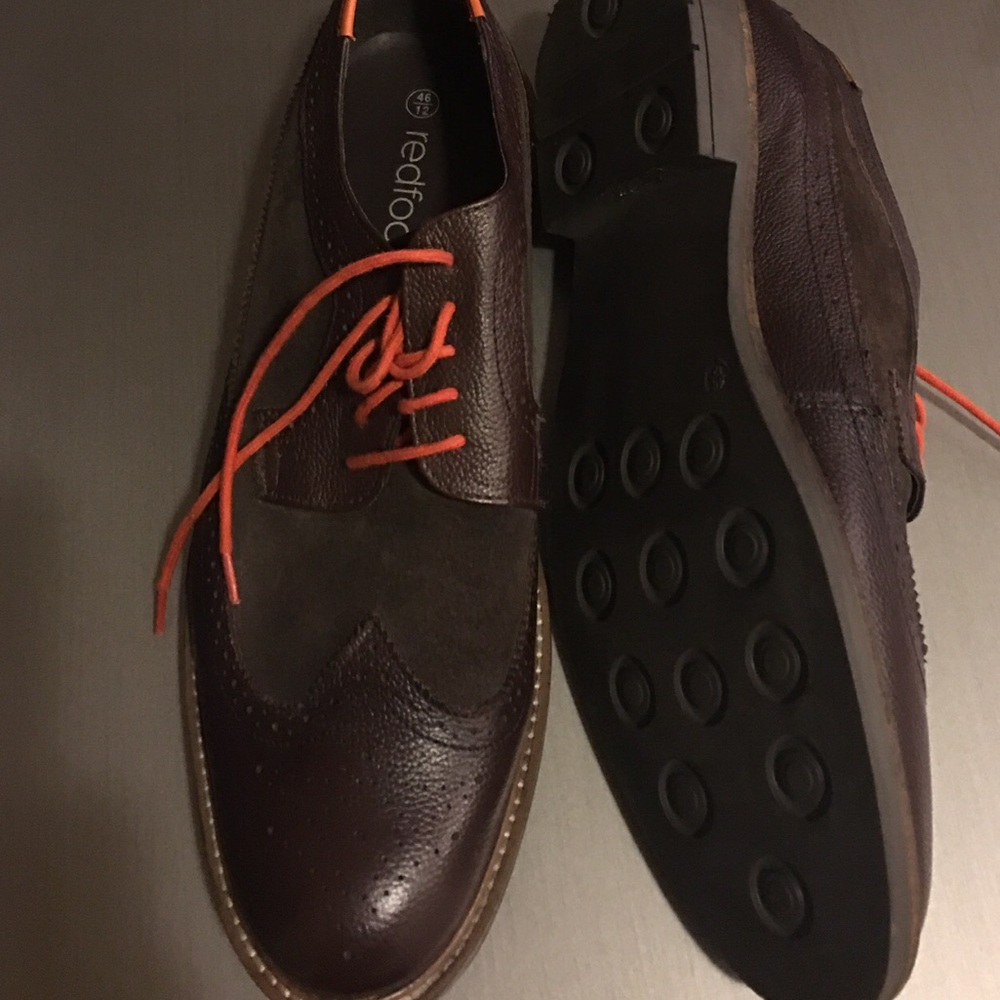 Barely worn! - Picture 2 of 2