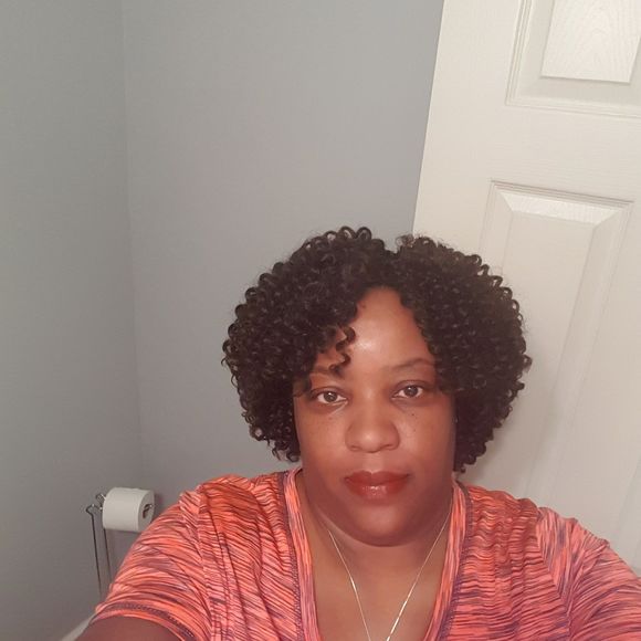 Meet your Posher, Becky - Picture 1 of 1