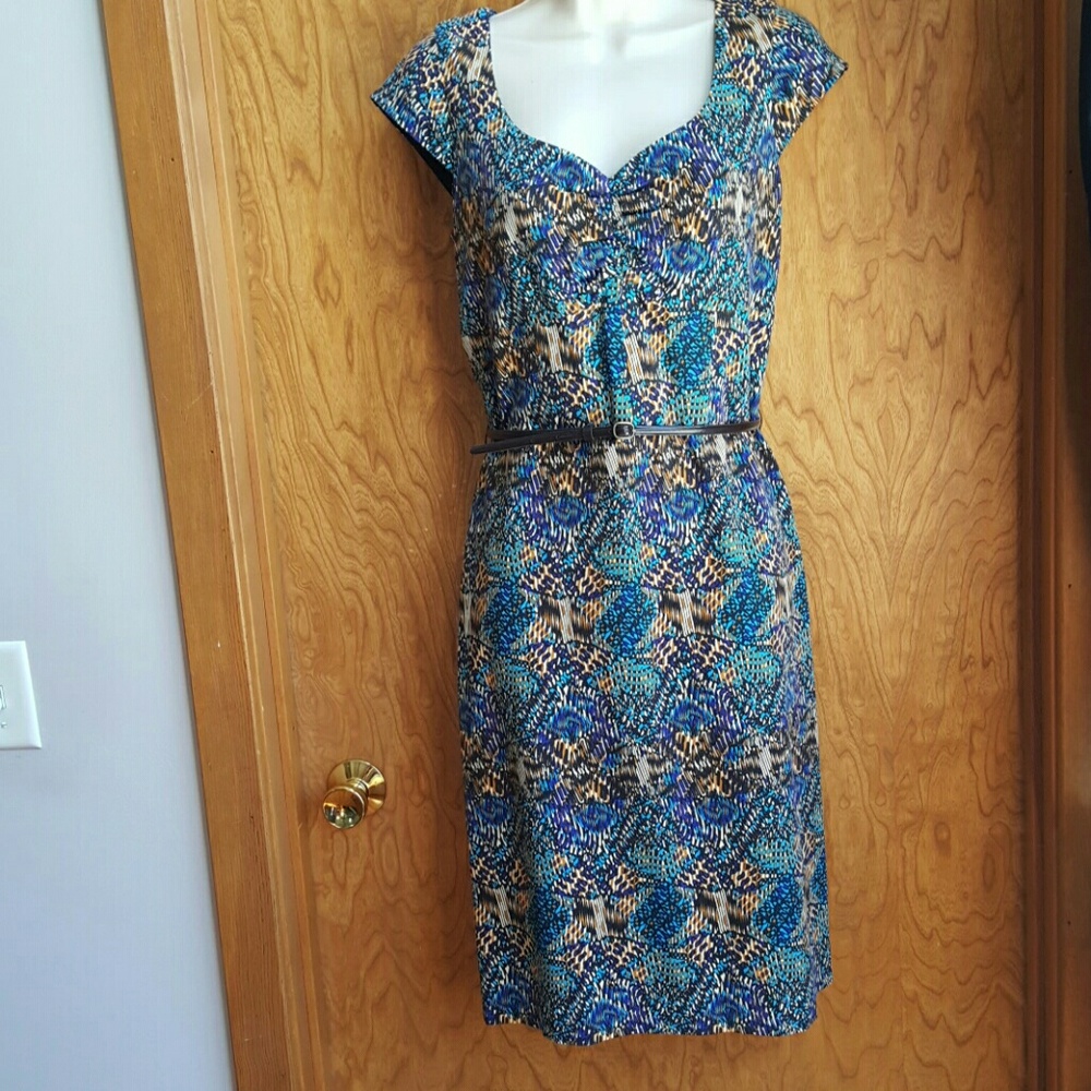 Multicolor Cap sleeve dress. - Picture 3 of 4