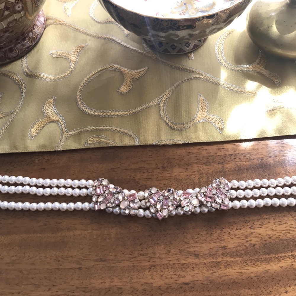 Betsey Johnson pearl necklace