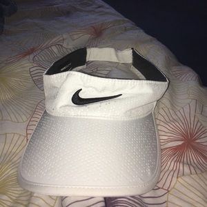 White nike visor